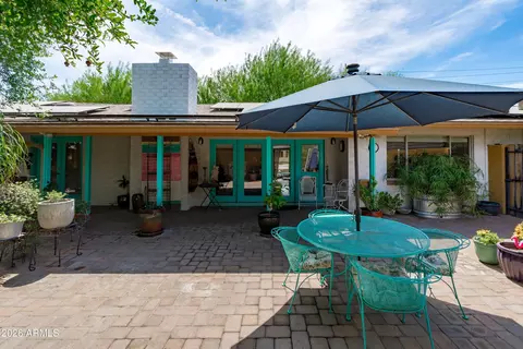 Exterior - 5525 N 12th St, Phoenix, AZ 85014 photo 3 of 13