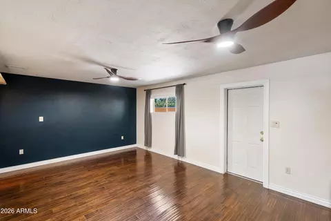 Living - 5525 N 12th St, Phoenix, AZ 85014 photo 4 of 4