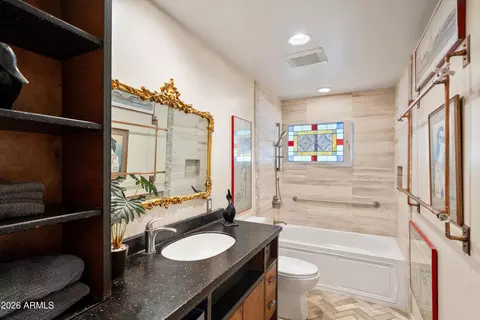 Bath - 5525 N 12th St, Phoenix, AZ 85014 photo 5 of 5