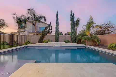 Exterior - 1002 E Parkview Dr, Gilbert, AZ 85295 photo 6 of 17