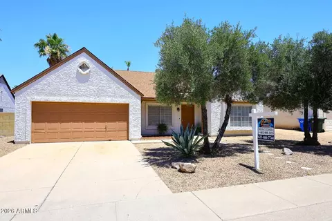 Exterior - 1008 E Oraibi Dr, Phoenix, AZ 85024 photo 5 of 5
