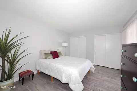 Bedroom - 1008 E Oraibi Dr, Phoenix, AZ 85024 photo 2 of 3