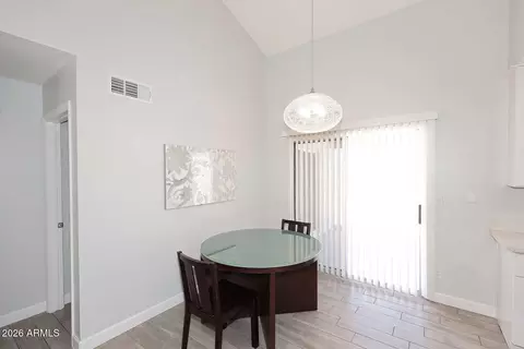 Dining - 1008 E Oraibi Dr, Phoenix, AZ 85024 photo 1 of 1