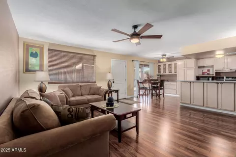 1133 N 84th Pl, Scottsdale, AZ 85257