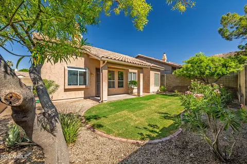 Exterior - 16207 S 24th Pl, Phoenix, AZ 85048 photo 6 of 11
