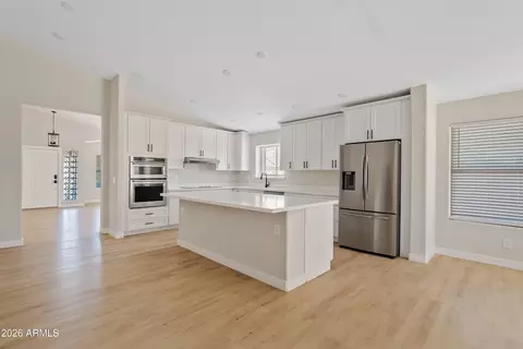 Kitchen - 2371 E Geronimo St, Chandler, AZ 85225 photo 2 of 6