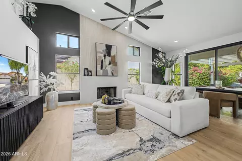 17801 N 55th St, Scottsdale, AZ 85254