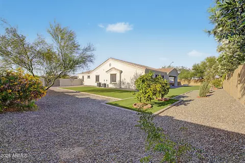 Exterior - 3155 E Blackhawk Ct, Gilbert, AZ 85298 photo 7 of 12