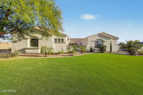 3155 E Blackhawk Ct, Gilbert, AZ 85298