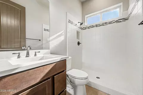 Bath - 3155 E Blackhawk Ct, Gilbert, AZ 85298 photo 8 of 9