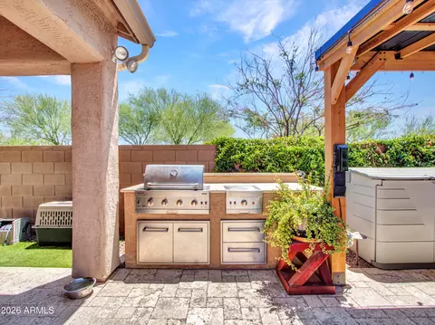 Exterior - 2539 W Rabjohn Rd, Phoenix, AZ 85085 photo 14 of 22