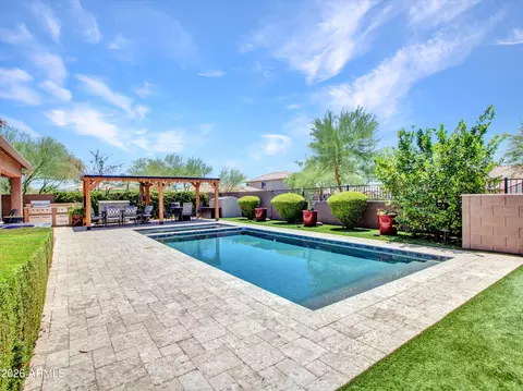 Exterior - 2539 W Rabjohn Rd, Phoenix, AZ 85085 photo 19 of 22