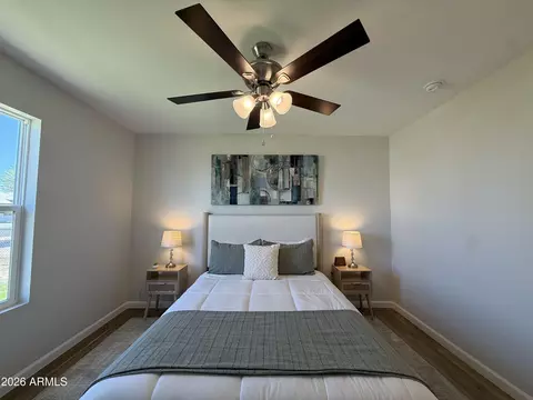 Bedroom - 209 E Jones Ave, Phoenix, AZ 85040 photo 2 of 4