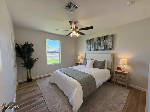 Bedroom - 209 E Jones Ave, Phoenix, AZ 85040 photo 1 of 4