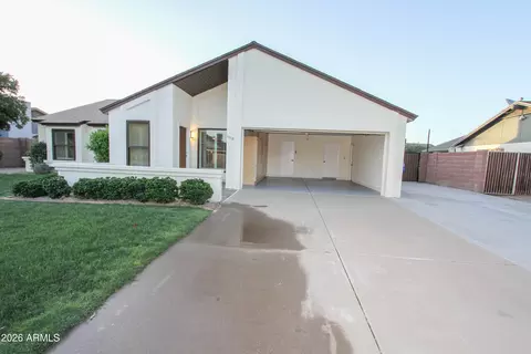 1008 W Topeka Dr, Phoenix, AZ 85027