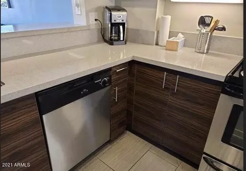 Kitchen - 535 W Thomas Rd #302, Phoenix, AZ 85013 photo 5 of 5
