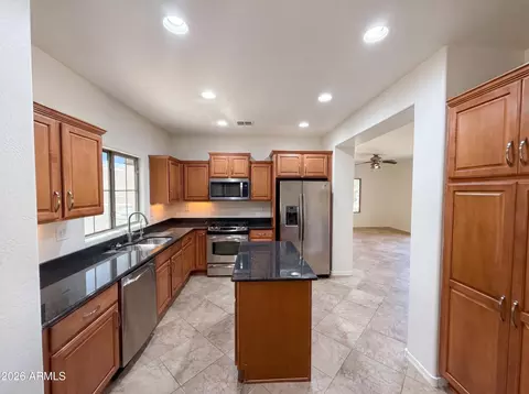 Kitchen - 3968 E Melinda Dr, Phoenix, AZ 85050 photo 2 of 2