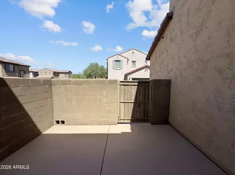 Exterior - 3968 E Melinda Dr, Phoenix, AZ 85050 photo 2 of 3