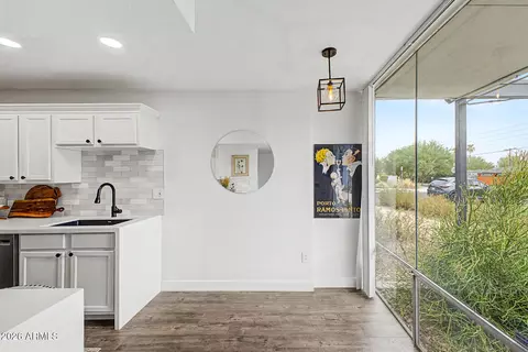 4646 N 11th Ave #104, Phoenix, AZ 85013