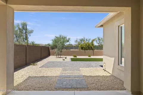 Exterior - 2714 E Agave Knoll Rd, Phoenix, AZ 85024 photo 3 of 5