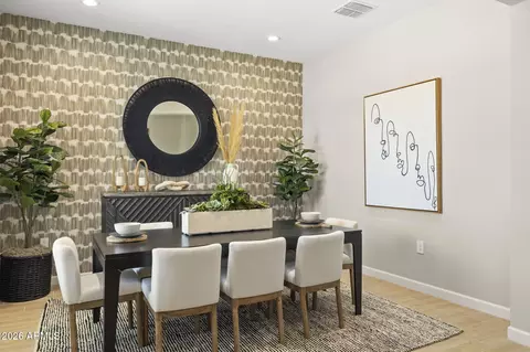 Dining - 2714 E Agave Knoll Rd, Phoenix, AZ 85024 photo 2 of 3