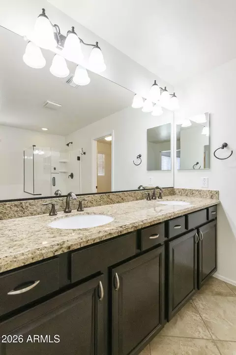 Bath - 3328 E Roland St, Mesa, AZ 85213 photo 3 of 7