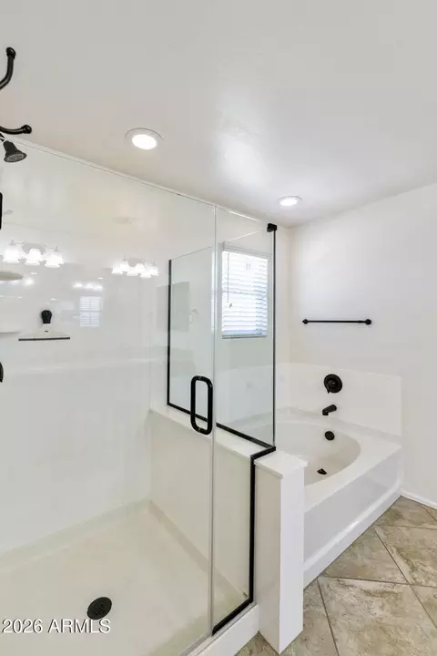 Bath - 3328 E Roland St, Mesa, AZ 85213 photo 4 of 7