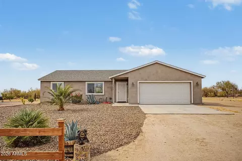 24686 E Bartlett Rd, Florence, AZ 85132