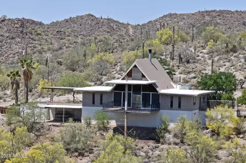 12 E Silver King Rd, Queen Valley, AZ 85118