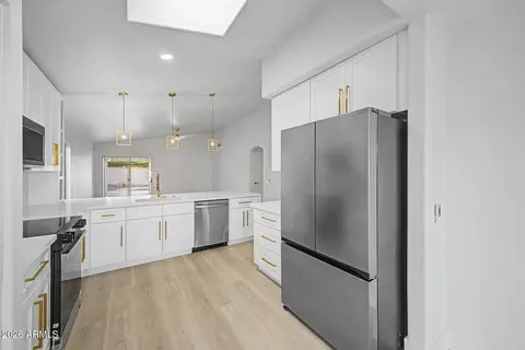 Kitchen - 2248 E Morrow Dr, Phoenix, AZ 85024 photo 2 of 2