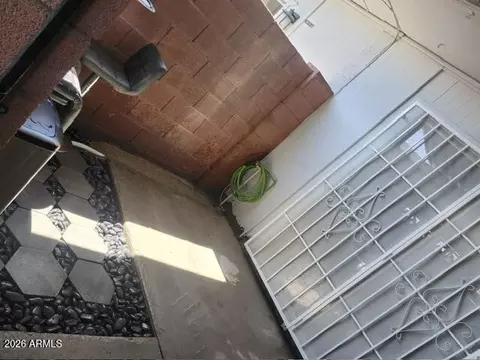 Exterior - 6818 N 35th Ave #E, Phoenix, AZ 85017 photo 4 of 7