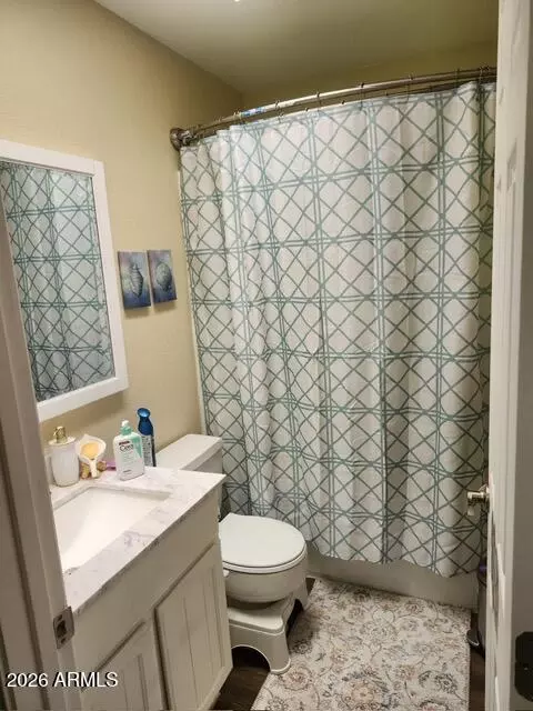 Bath - 6818 N 35th Ave #E, Phoenix, AZ 85017 photo 1 of 1