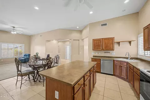 Kitchen - 3386 E Thornton Ave, Gilbert, AZ 85297 photo 2 of 3