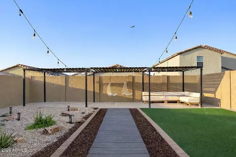 Exterior - 3330 W Donner Dr, Phoenix, AZ 85041 photo 2 of 2
