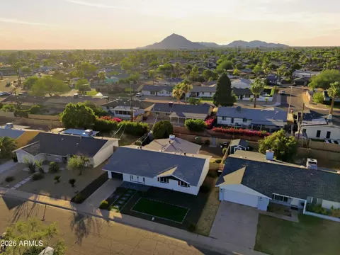 8262 E Monte Vista Rd, Scottsdale, AZ 85257