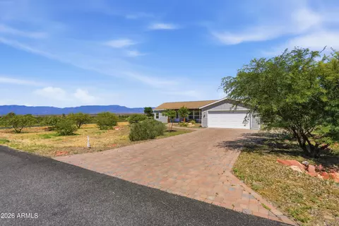 12639 E Winter Sun Dr, Cornville, AZ 86325