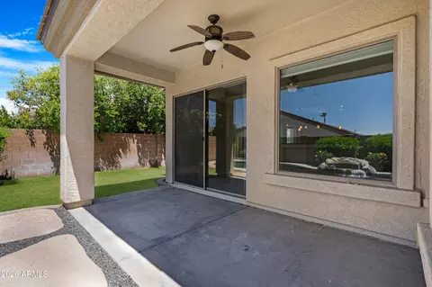 Exterior - 6844 S Pinehurst Drive Dr, Gilbert, AZ 85298 photo 5 of 6