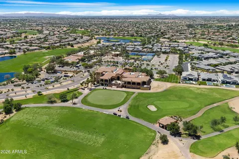 View/Area - 6844 S Pinehurst Drive Dr, Gilbert, AZ 85298 photo 3 of 6