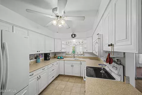 Kitchen - 5519 E Casper Rd, Mesa, AZ 85205 photo 1 of 2