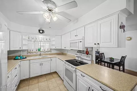 Kitchen - 5519 E Casper Rd, Mesa, AZ 85205 photo 2 of 2