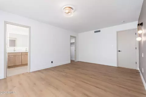 Bedroom - 3401 N 37th St #9, Phoenix, AZ 85018 photo 2 of 3