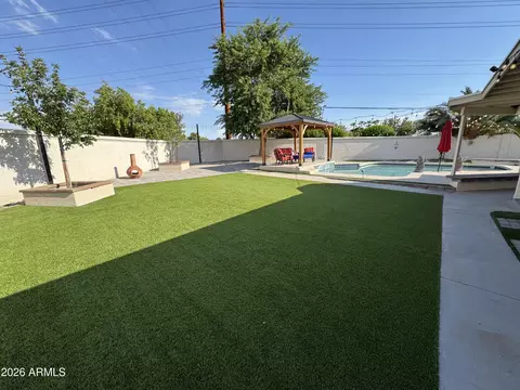 Exterior - 1933 E Marquette Dr, Gilbert, AZ 85234 photo 5 of 16