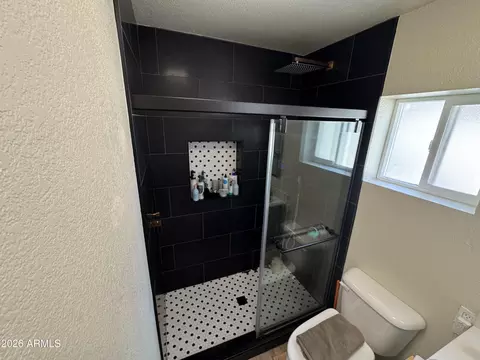 Bath - 1933 E Marquette Dr, Gilbert, AZ 85234 photo 2 of 4