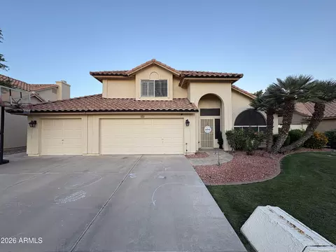 3821 S Hawthorn Dr, Chandler, AZ 85248