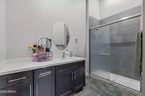 Bath - 2421 E Pueblo Ave, Phoenix, AZ 85040 photo 1 of 1