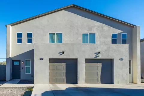 2421 E Pueblo Ave, Phoenix, AZ 85040