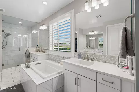 Bath - 2939 E Pinto Dr, Gilbert, AZ 85296 photo 3 of 6