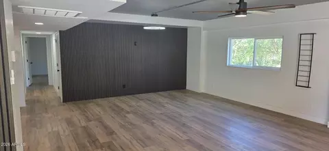 Living - 351 E Thomas Rd #D208, Phoenix, AZ 85012 photo 3 of 5