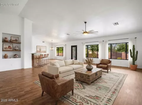 Living - 512 E Jordon Ln, Phoenix, AZ 85086 photo 3 of 6