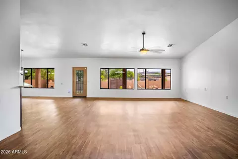 Living - 512 E Jordon Ln, Phoenix, AZ 85086 photo 6 of 7